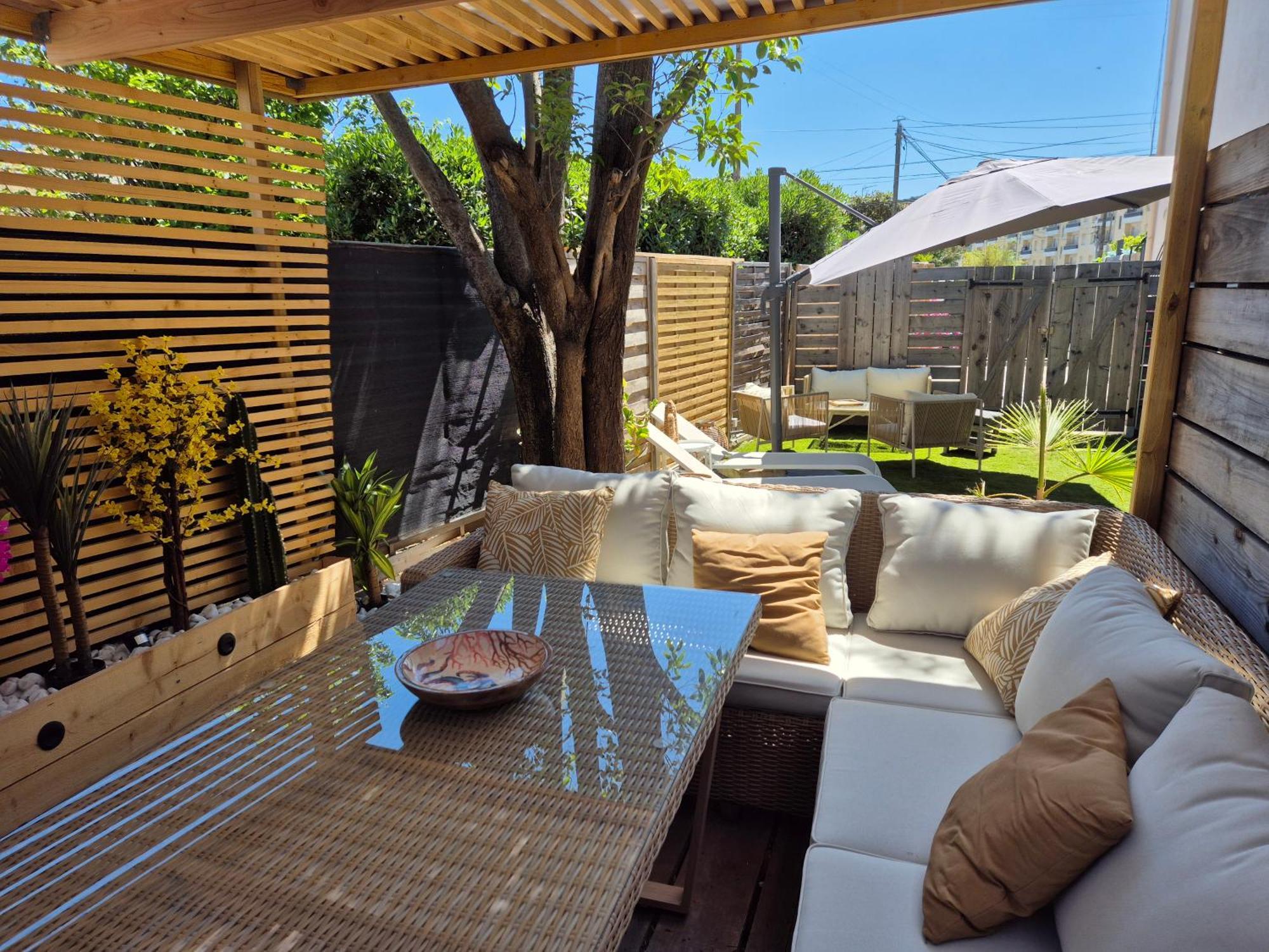 Magnifique Appartement 2 Chambres Avec 50 M2 De Jardin Privatif La Crau Exterior foto